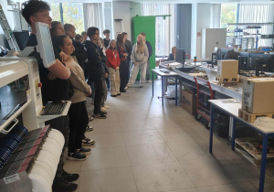 wizyta uczniów w Instytucie Technologicznym Łukasiewicza