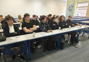wizyta uczniów w Instytucie Technologicznym Łukasiewicza