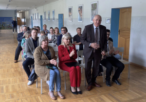 Pan Bogdan Jarota i uczestnicy spotkania
