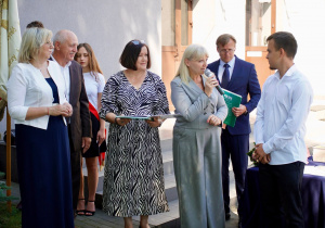Wręczanie nagrody dla najlepszego ucznia